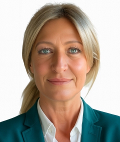 Tarotkartenlegerin Alana